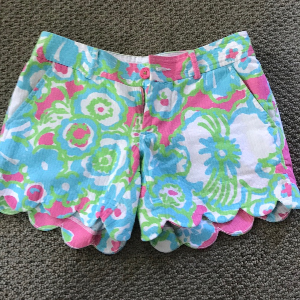 Lilly Pulitzer shorts, size 0.